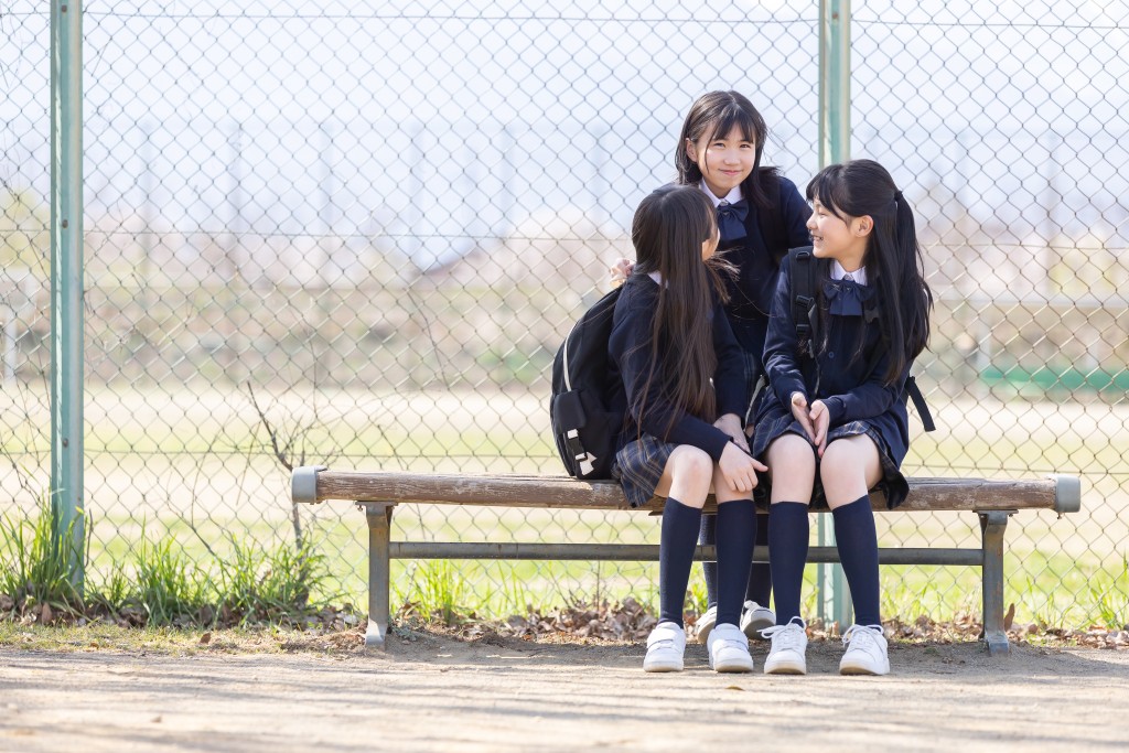 8万内地学童来港，两地教学差异如何化解？