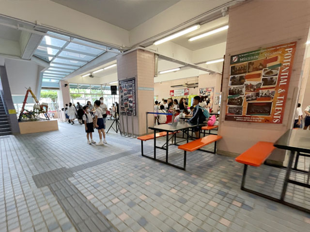 圣玛加利男女英文中小学_0