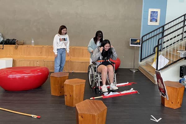 香港浸会大学国际学院_7