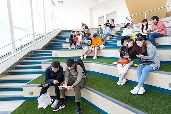 香港都会大学_6