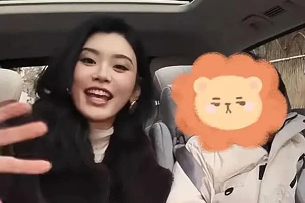 奚梦瑶送娃上学，赌王长孙读什么学校？