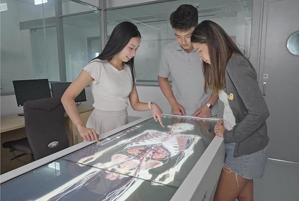 香港大学保良局何鸿燊社区书院_20